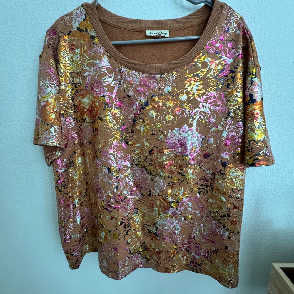 Jane and Delancey Multicolor Floral Short Sleeve Top